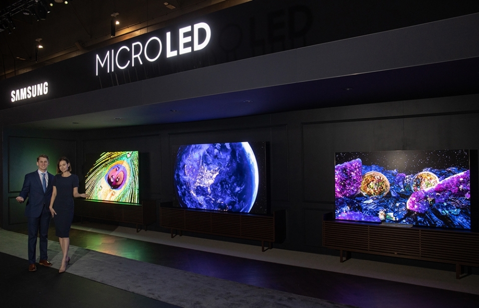 삼성전자는 CES 2022에서 마이크로 LED TV 101, 110, 89형 제품을 소개한다.